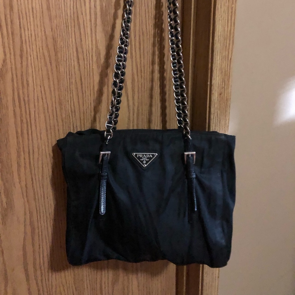 TODAY ONLY:Authentic BLACK PRADA NYLON CHAIN ZIPPER SHOULDER BAG - ripped tag
